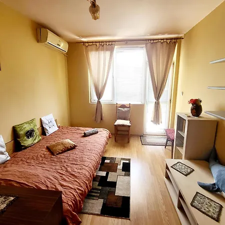Apartment Sweet Maria