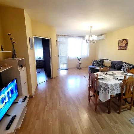 Apartment Sweet Maria *